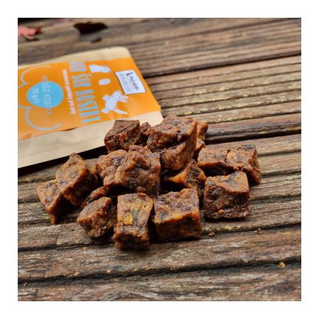 Mixáno pamlsky sušené Hovězí kostky 75 g