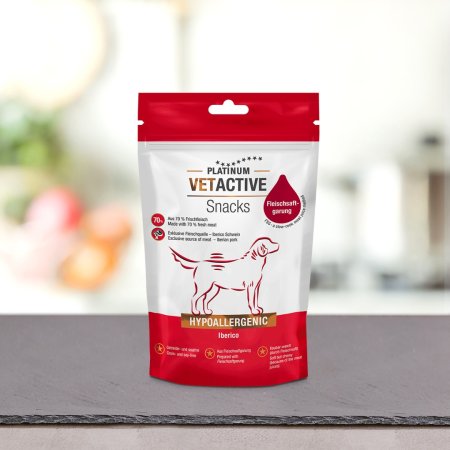 PLATINUM Vetactive Snack Hypoallergenic Iberico 200 g (EXPIRÁCIA 12/2024)